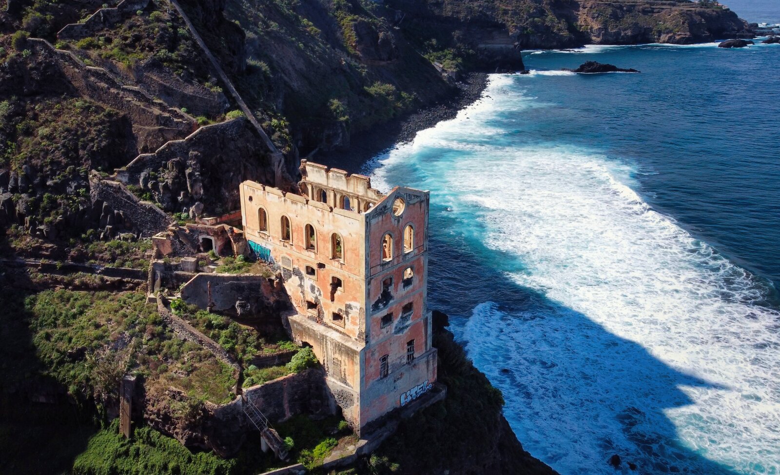 abandoned places tenerife 11