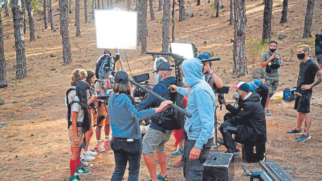 canary islands zec record growth jobs 2025