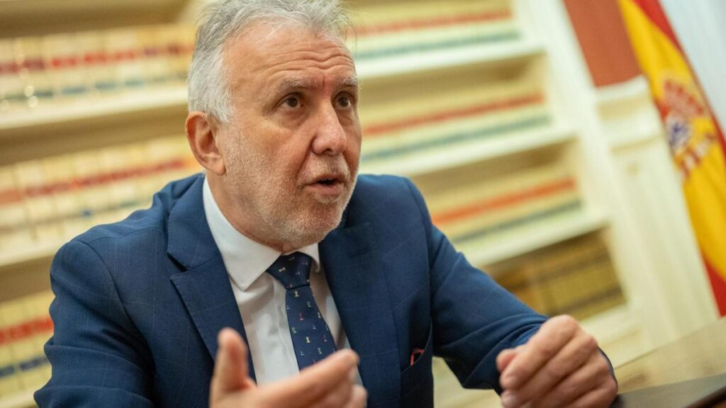 canary islands airport management negotiations basque model