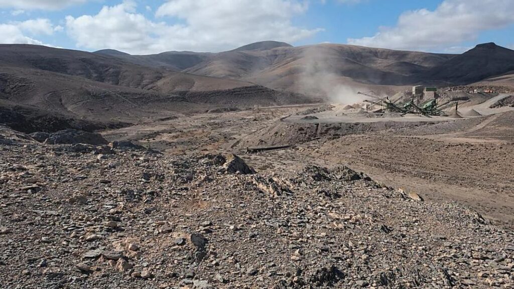 fuerteventura quarry legal battle zepa bird sanctuary