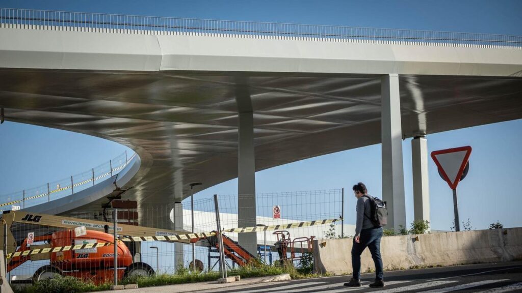 new stairway padre anchieta footbridge la laguna