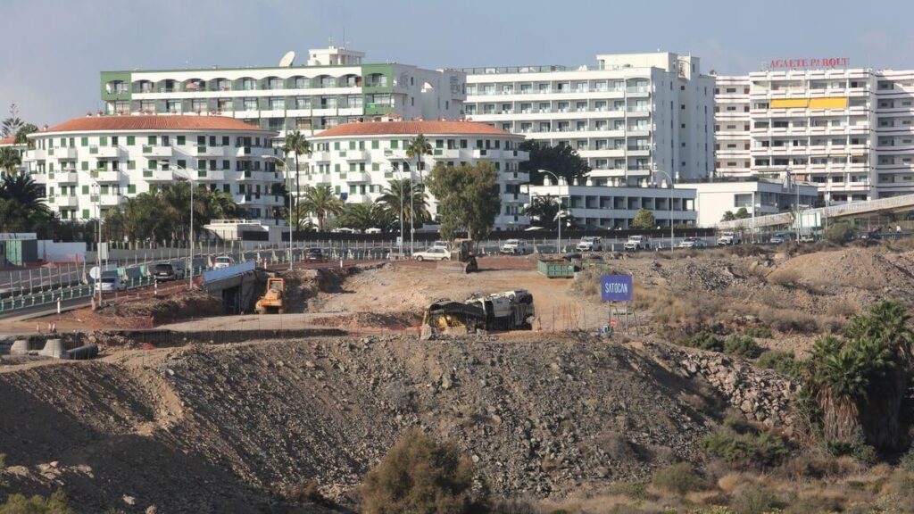 siam park gran canaria flood risk warning