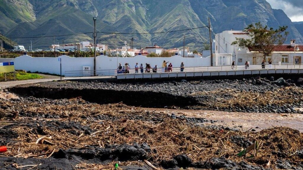 storm therese damage canary islands flooding