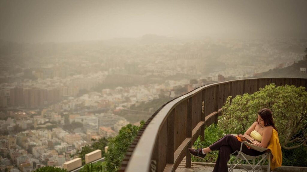 supercalima canaries flight cancellations air quality