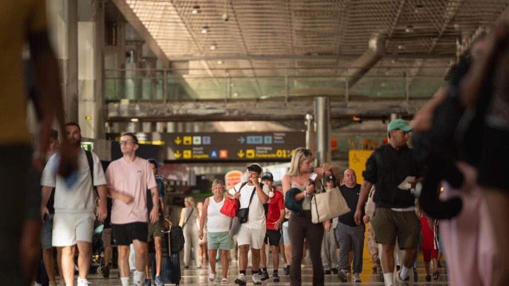 air canada direct flights tenerife toronto montreal 2026