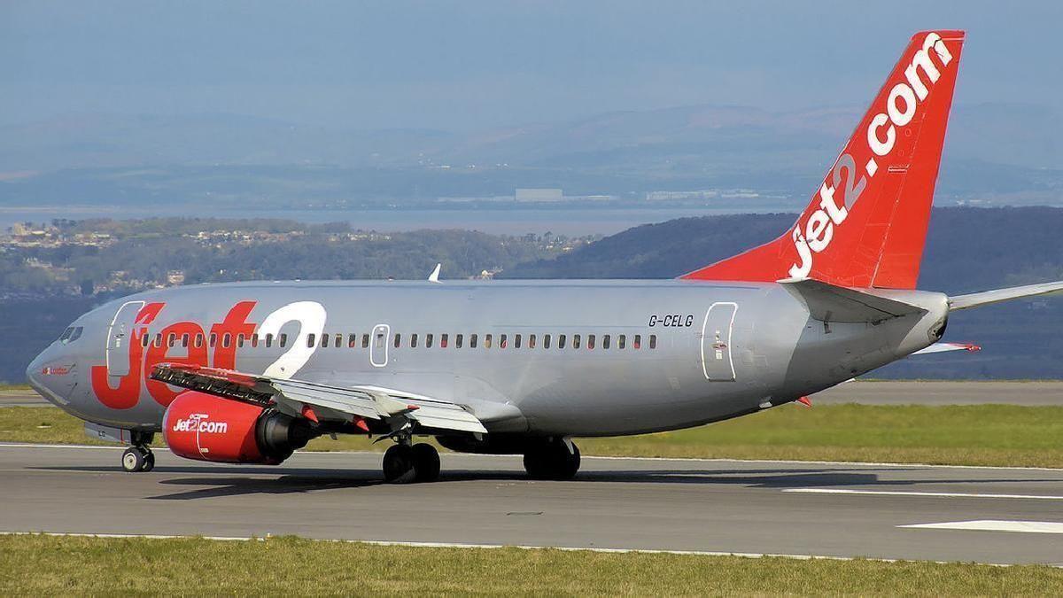 baby breathing difficulties emergency landing tenerife south