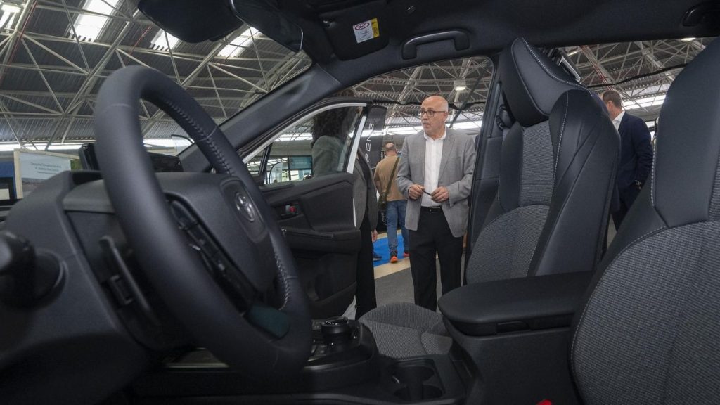 gran canaria leads electric vehicle adoption canaries