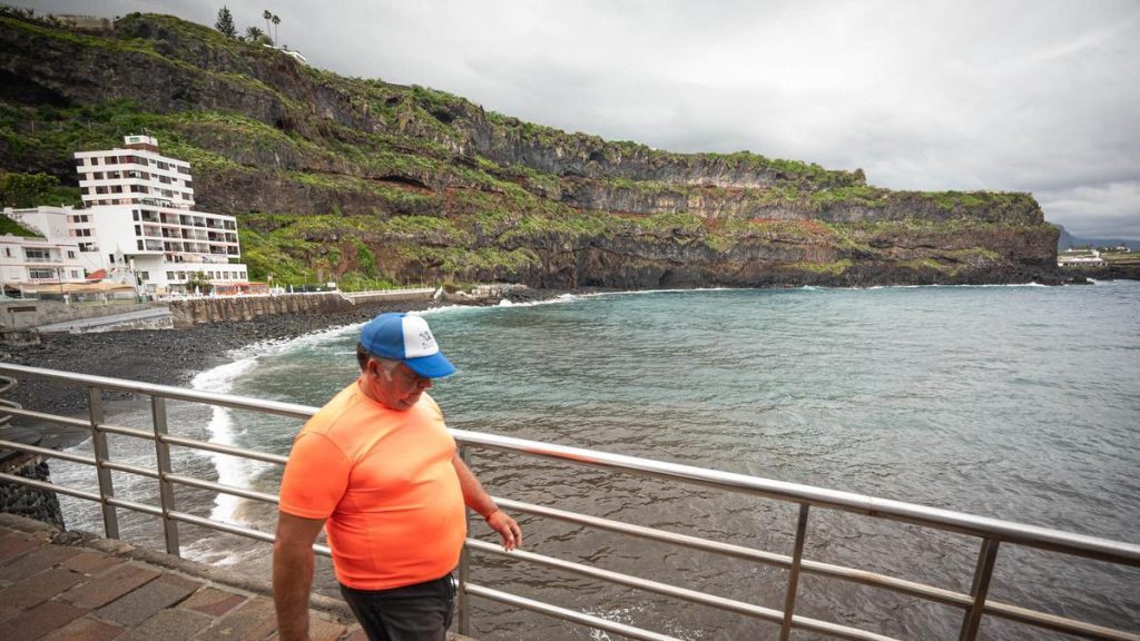 san marcos beach rescue tenerife
