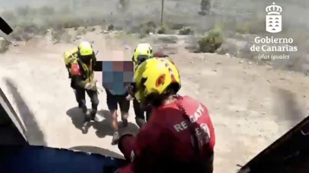 tenerife hiker insect sting helicopter rescue adeje