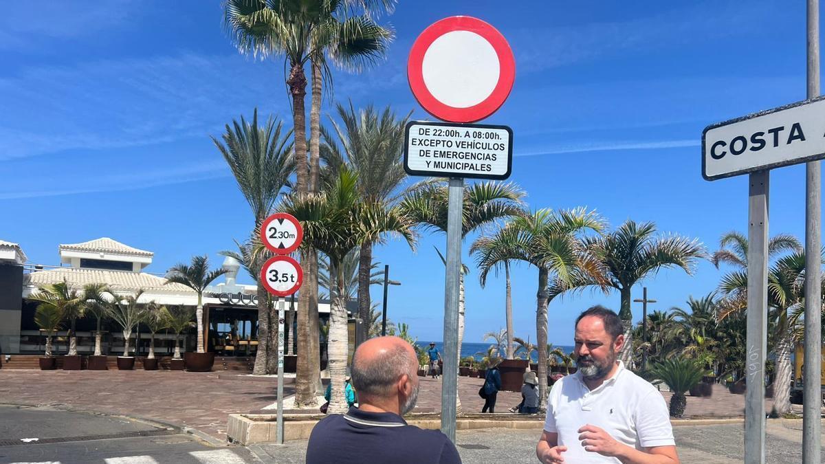 arona traffic ban las veronicas night