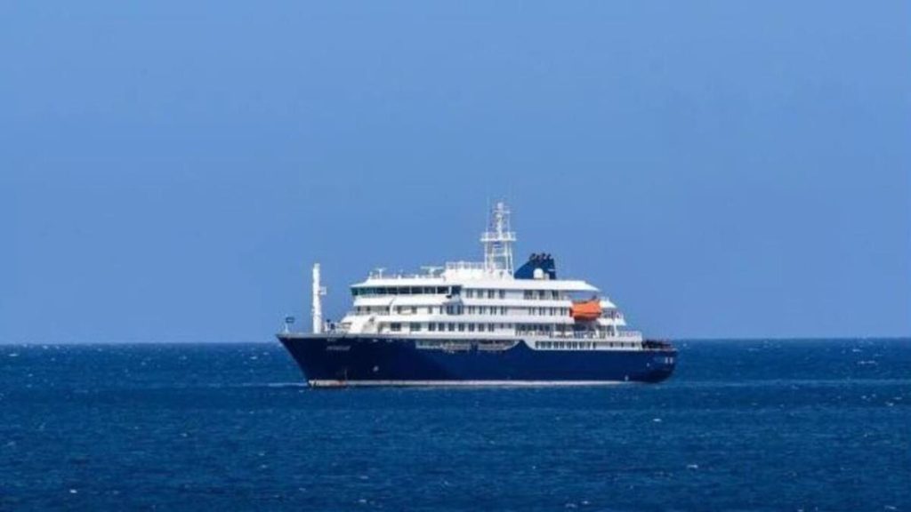 hantavirus outbreak cruise ship canaries