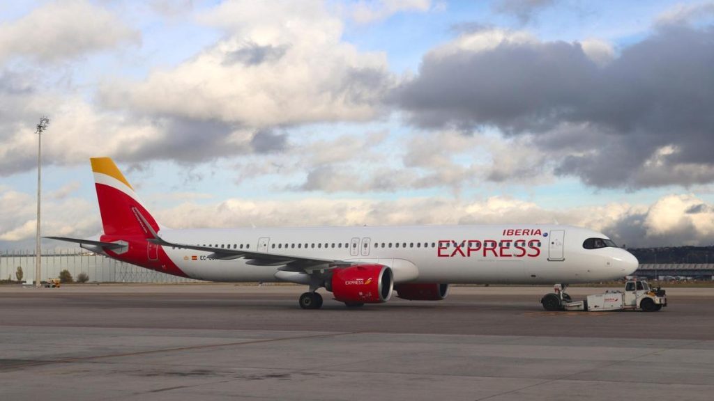 iberia express extra flights pope visit canary islands