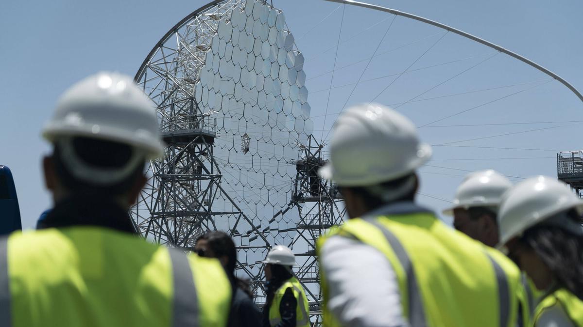 largest gamma ray observatory la palma cherenkov