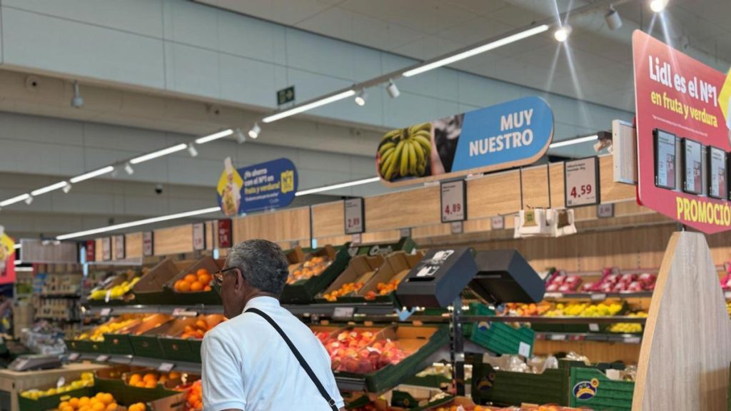 lidl canarian products investment record