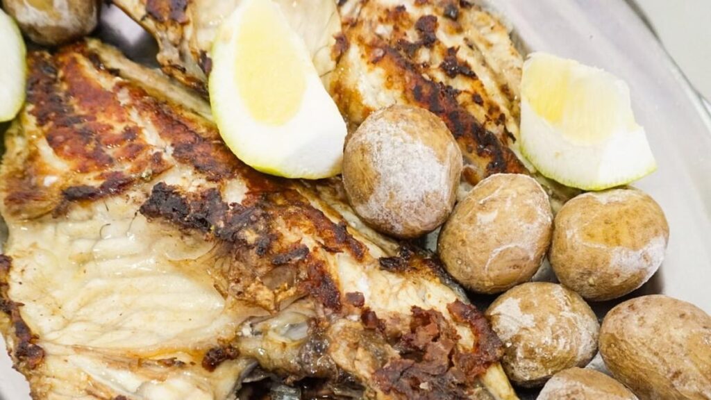 casa tato fresh fish beach tenerife