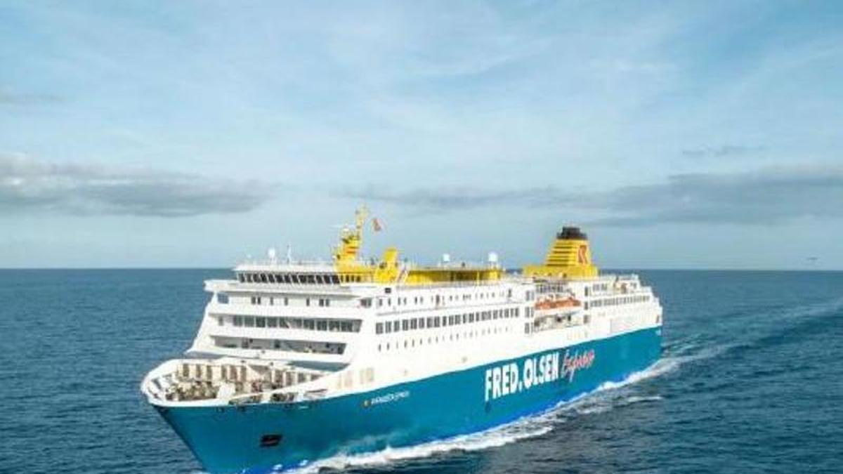 pope leo xiv tenerife santa cruz port changes