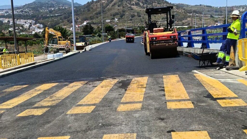 road diversions arucas gran canaria resurfacing
