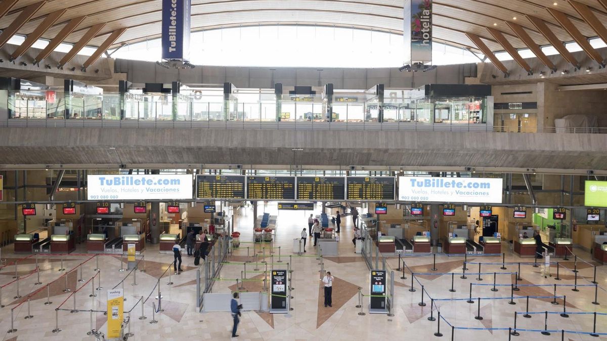 tenerife norte flight cancellations weather