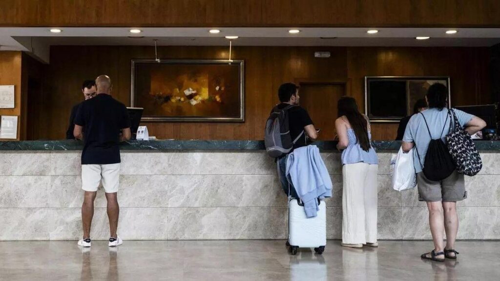 canary islands hotel check in times