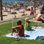 canary islands tourism hold steady 677 million