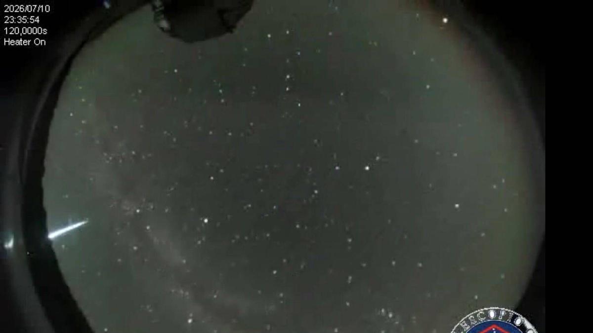 green meteor canary islands saturday