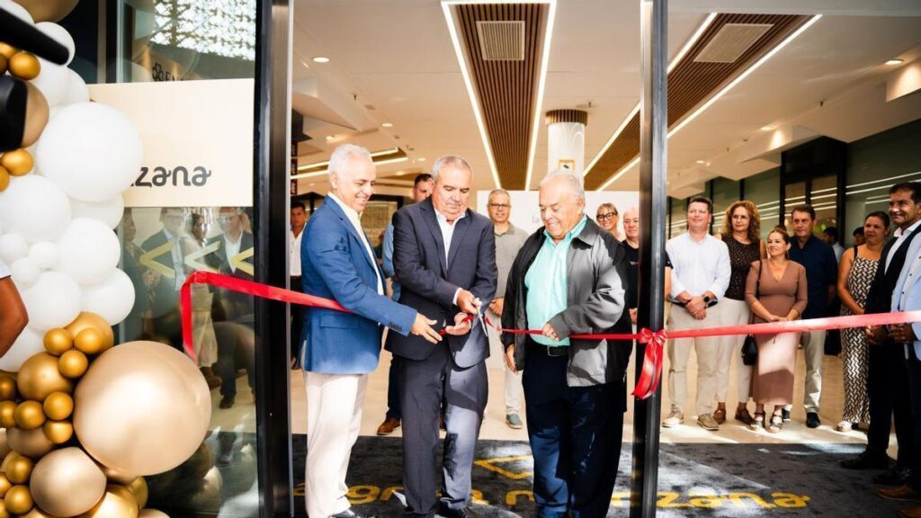 la gran manzana shopping centre opening tenerife