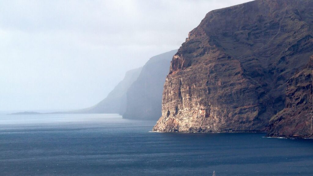oasis netflix tenerife filming locations