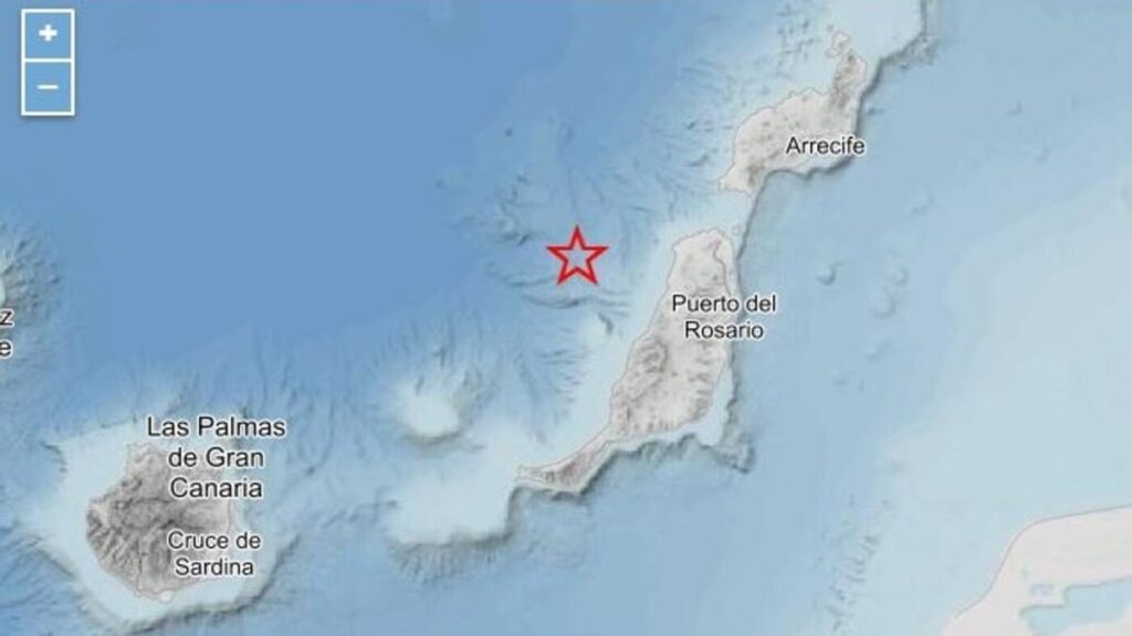 three earthquakes canary islands weekend