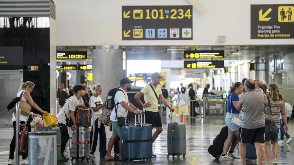 canary islands airports summer return flights