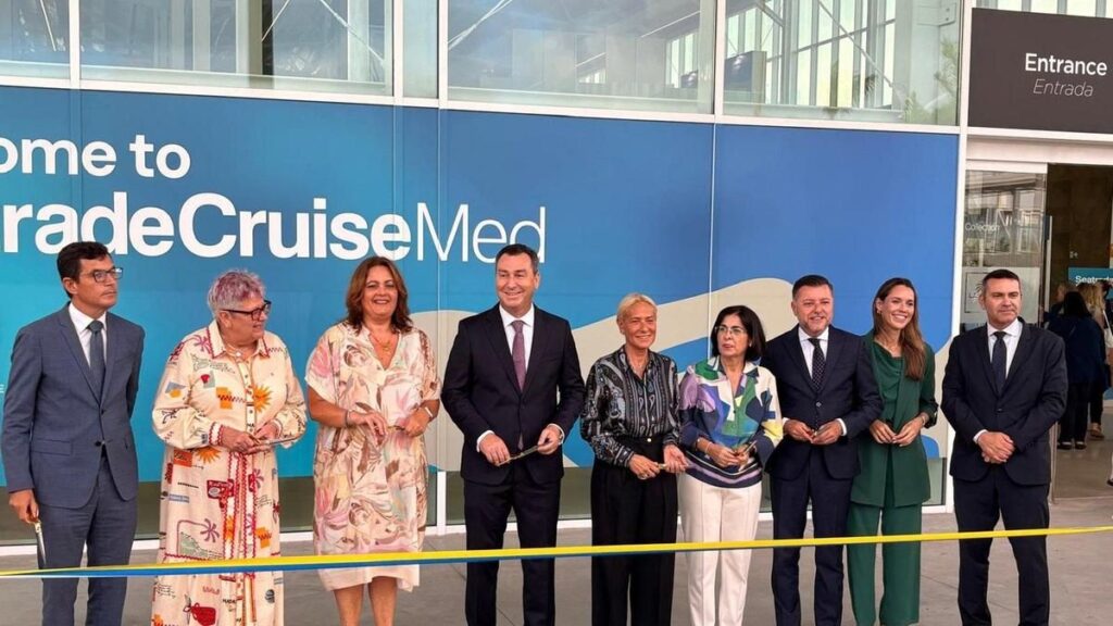 canary islands cruise tourism growth 18 percent