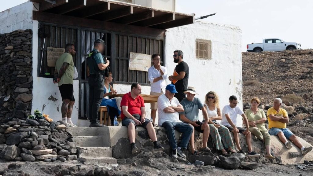 fuerteventura cueva negra eviction halted