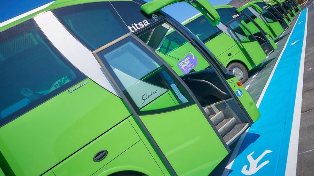 canary islands free public transport 2026