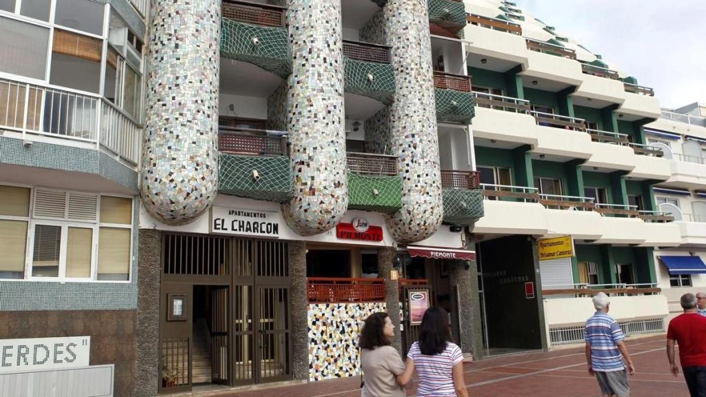 canary islands property purchase restrictions