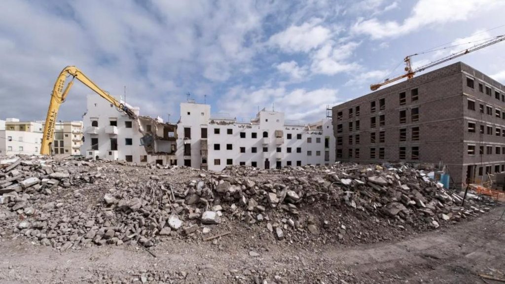 canary islands social housing deficit