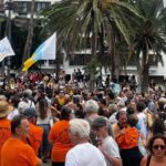 las palmas housing protest 10000